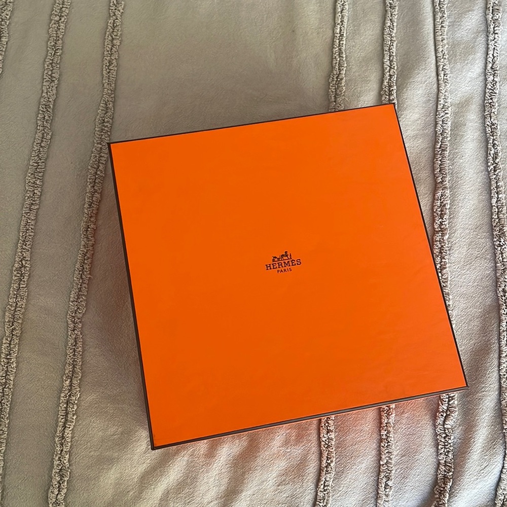 Hermes Box and Ribbon